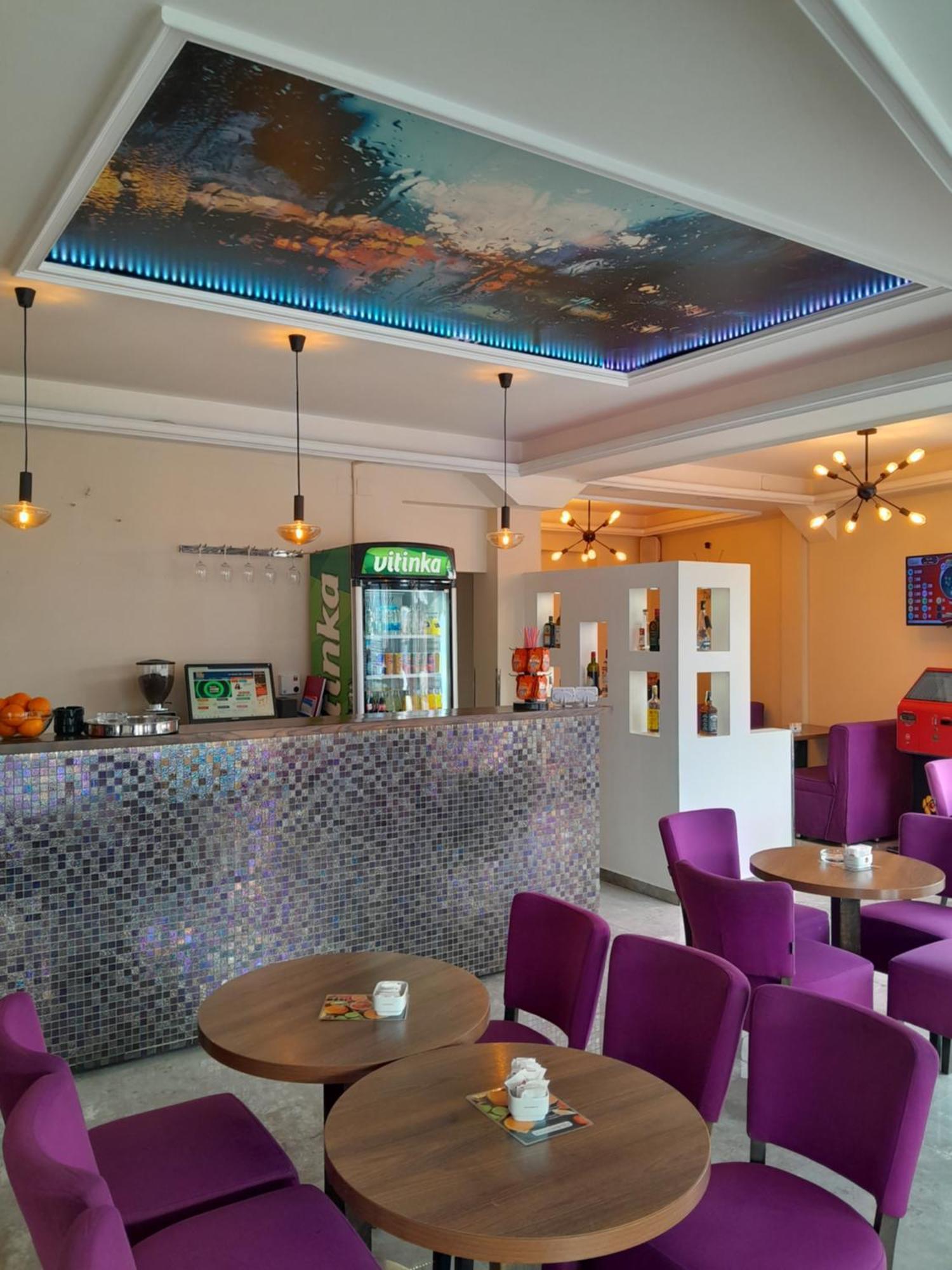 Hotel Victoria Lukavica Екстер'єр фото