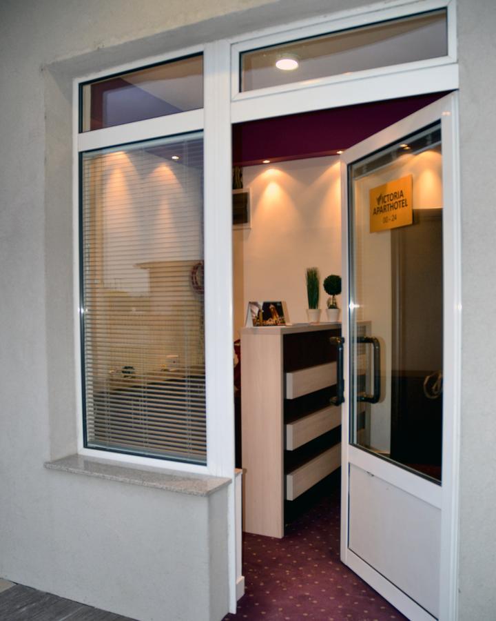 Hotel Victoria Lukavica Екстер'єр фото