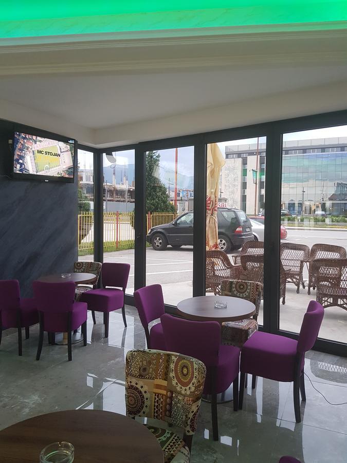 Hotel Victoria Lukavica Екстер'єр фото